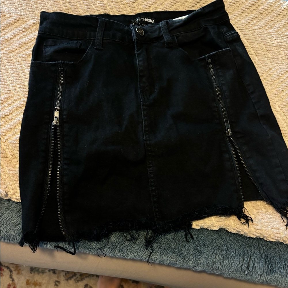 Fashion Nova Black Mini Skirt